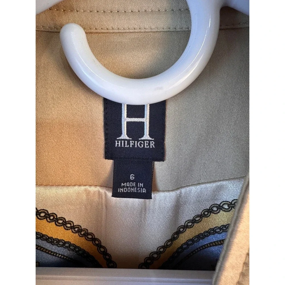 Hilfiger Tan Ivory Moto Jacket Womens 6  Full Zip Beautiful Emblem Lining Sateen